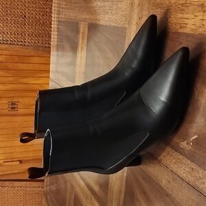 TorgeisWomen's Artemis Bootie